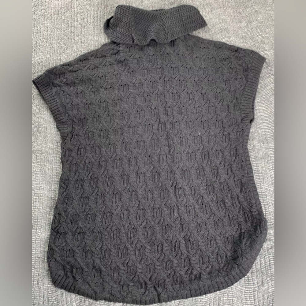 Eight Eight Eight Gray Cowl Neck Sweater Size Large - Picture 8 of 12